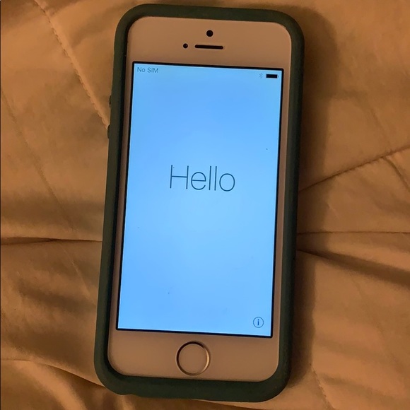 Used iPhone 5s with Otter Box case! - Picture 2 of 4